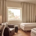 Sola Strand Hotel 4*