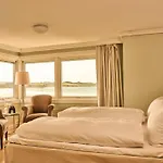 Sola Strand Hotel
