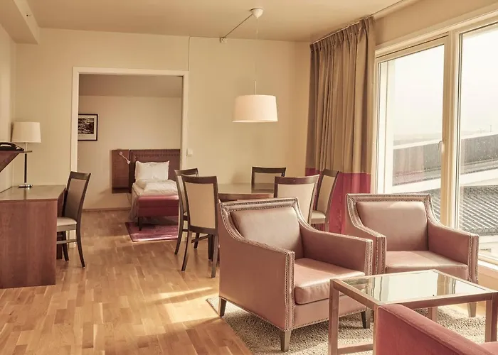 Sola Strand Hotel Hotell 4*