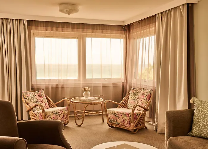 Hotell Sola Strand Hotel